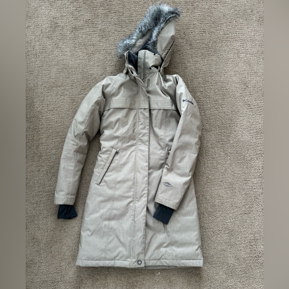 Columbia XS coat